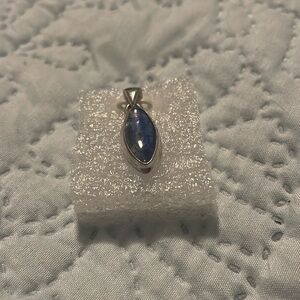 Blue kyanite marquis cabochon in .925 sterling silver pendant, New